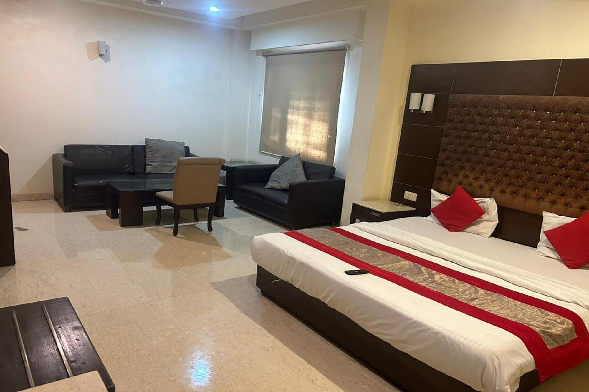 The Metropolis Guest House Near Rk Ashram Metro Station New Delhi Exterior photo