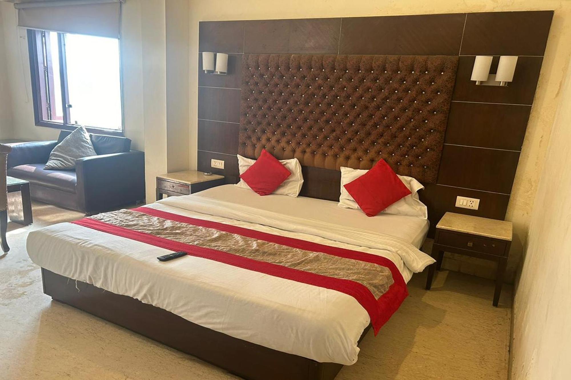 The Metropolis Guest House Near Rk Ashram Metro Station New Delhi Exterior photo