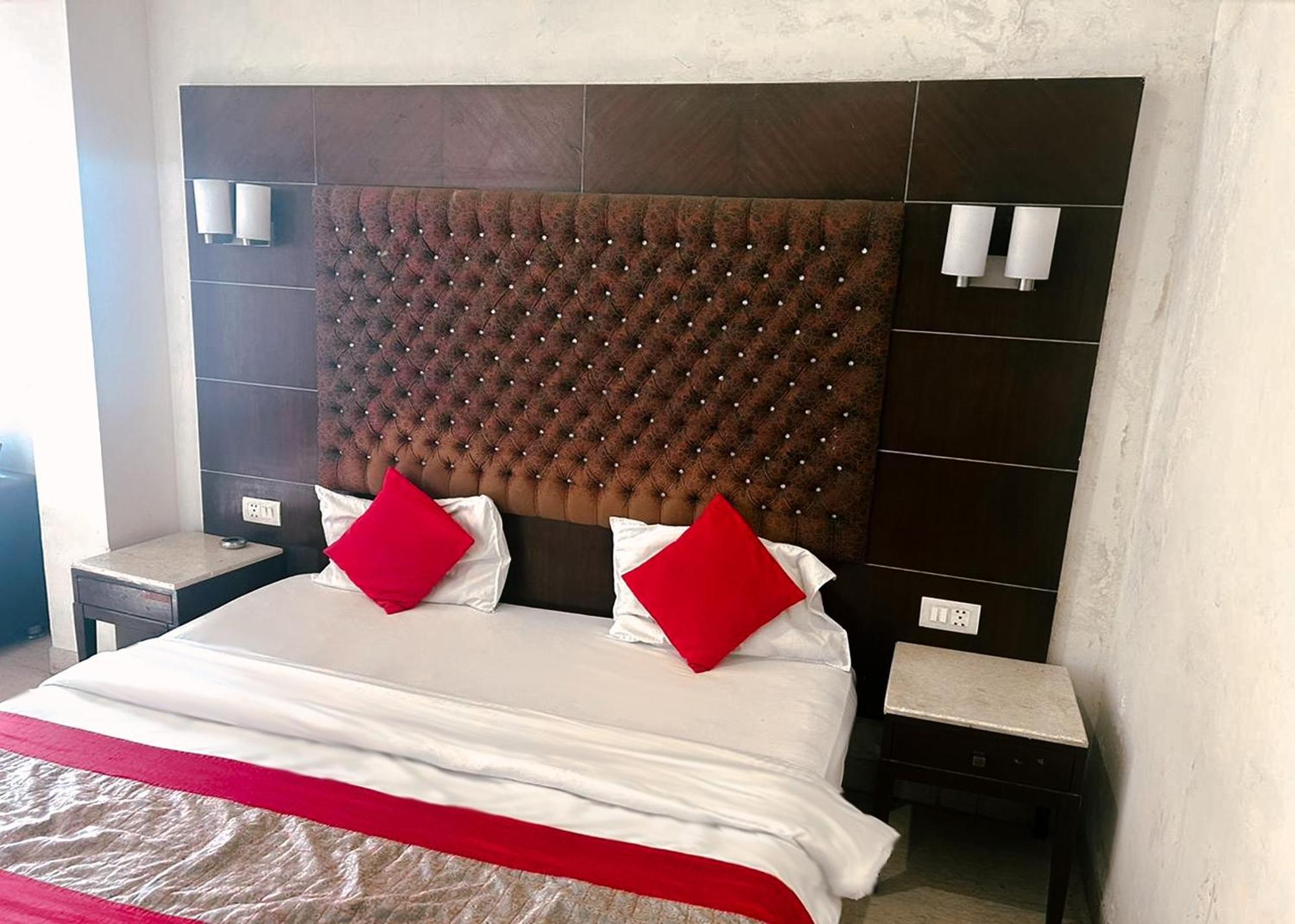 The Metropolis Guest House Near Rk Ashram Metro Station New Delhi Exterior photo