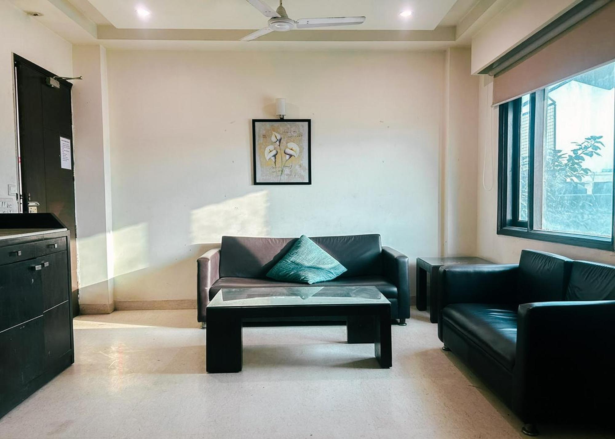 The Metropolis Guest House Near Rk Ashram Metro Station New Delhi Exterior photo