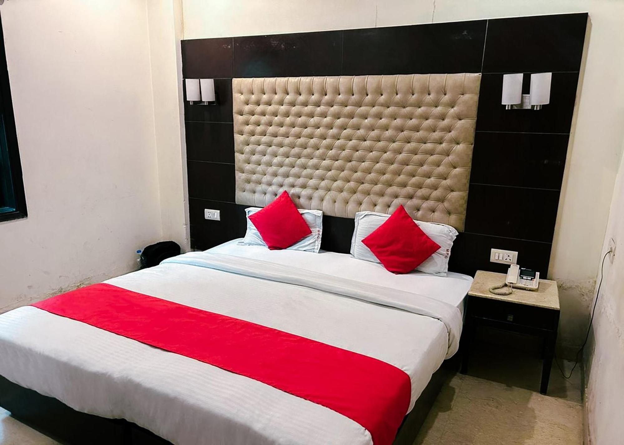 The Metropolis Guest House Near Rk Ashram Metro Station New Delhi Exterior photo