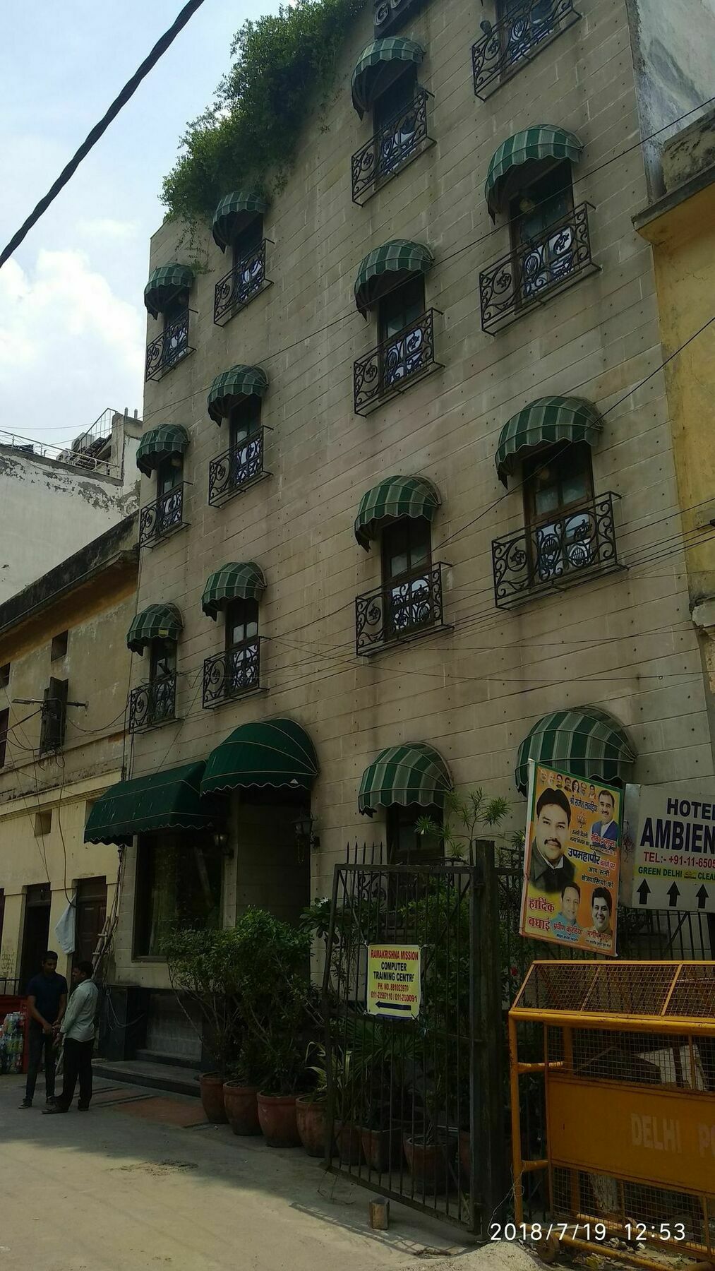 The Metropolis Guest House Near Rk Ashram Metro Station New Delhi Exterior photo